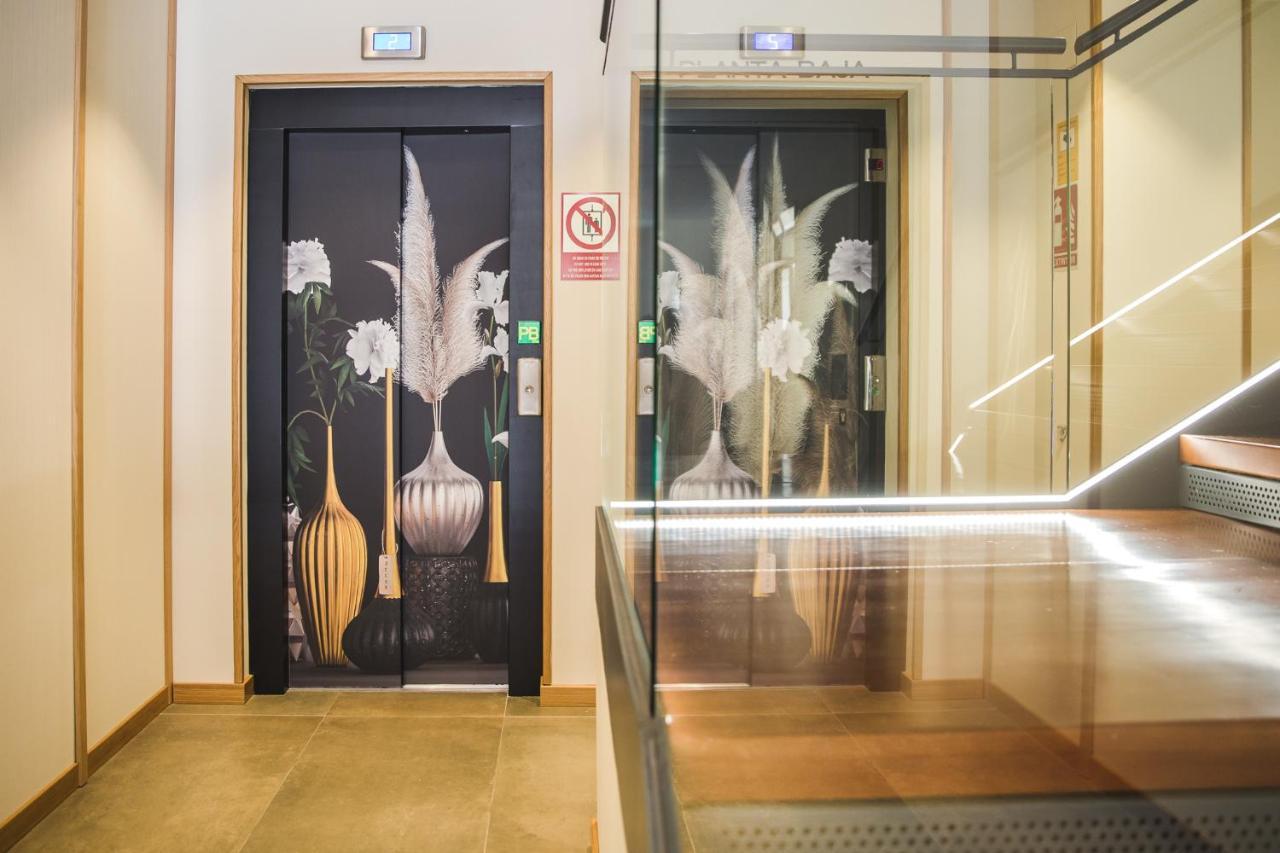 Dwo Abaster Otel Soria Dış mekan fotoğraf