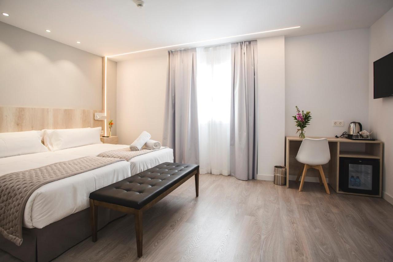 Dwo Abaster Otel Soria Dış mekan fotoğraf
