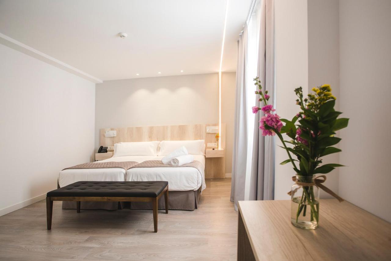 Dwo Abaster Otel Soria Dış mekan fotoğraf