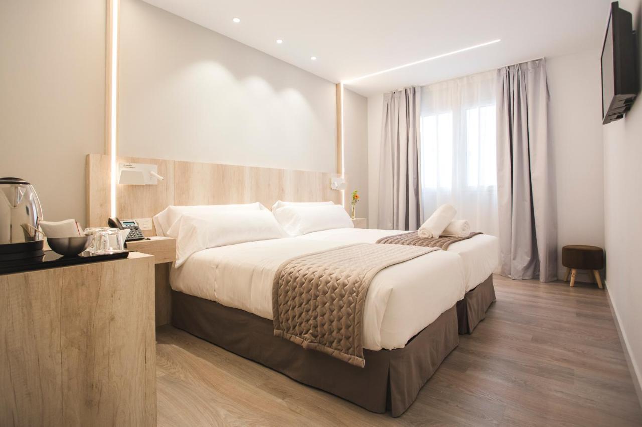 Dwo Abaster Otel Soria Dış mekan fotoğraf